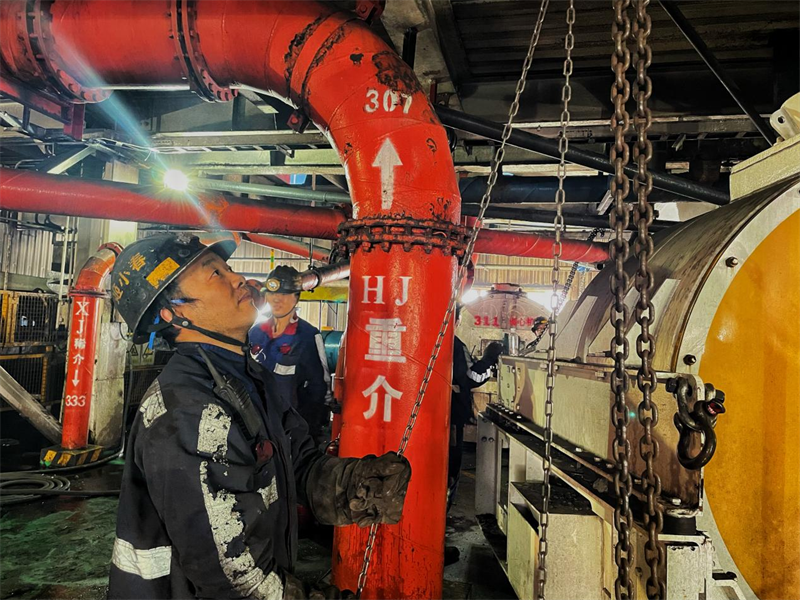 選煤公司：“冬病秋治”，確保設備“穩(wěn)過冬”-3.png